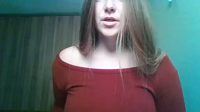 Evasapples online show from June 11, 2026, 1:19 pm