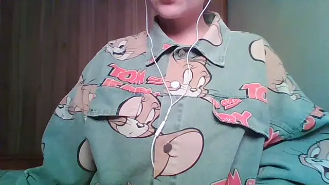 Evasapples online show from June 18, 2026, 1:27 pm