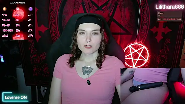 BrandiWRLD 999 online show from November 5, 2025, 1:31 am