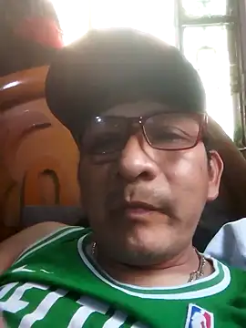 ardiente47 online show from October 20, 2025, 10:32 pm