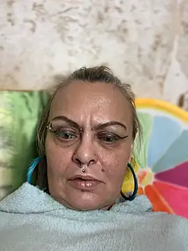 Gardener of Illusions online show from May 6, 2026, 5:33 am