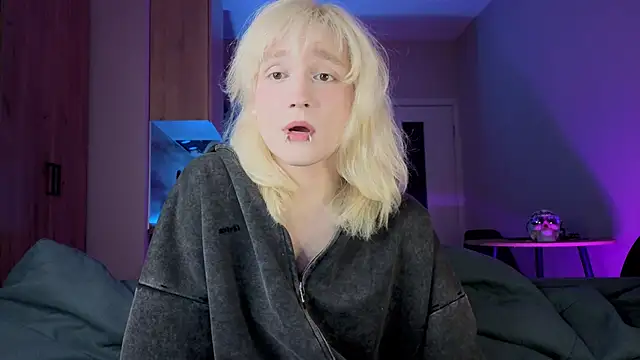 Gregory Byyrd online show from September 17, 2025, 9:39 pm