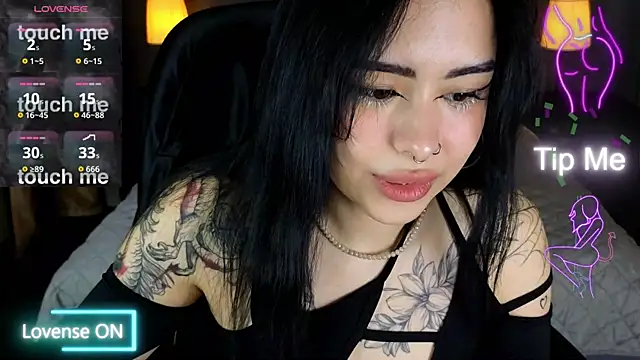 baby  kim online show from December 17, 2025, 5:12 am