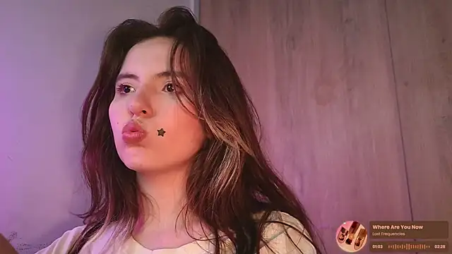 cherrybom969 online show from September 26, 2025, 6:09 am