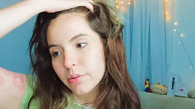 cherrybom969 online show from March 22, 2025, 4:45 am