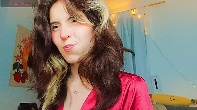 cherrybom969 online show from February 18, 2025, 4:04 am