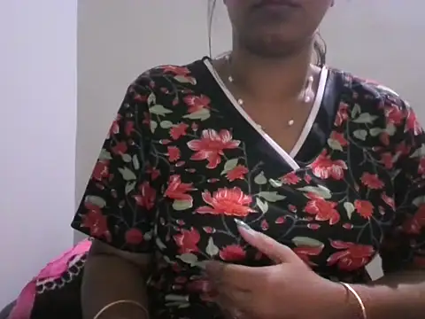 Sexy-Shalinii online show from November 16, 2025, 4:01 pm