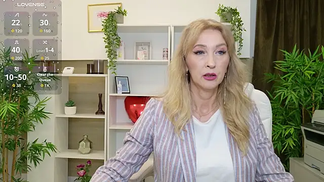 LadyLeea online show from June 18, 2026, 3:38 am