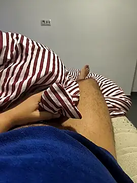 Snapshot of cricrimsBarcelona chatting on January 10, 2025, 7:14 am cricrimsBarcelona online show from January 10, 2025, 7:14 am