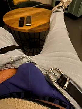 Snapshot of cricrimsBarcelona chatting on January 10, 2025, 7:54 pm cricrimsBarcelona online show from January 10, 2025, 7:54 pm