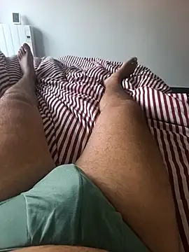 Snapshot of cricrimsBarcelona chatting on October 6, 2025, 6:14 am cricrimsBarcelona online show from October 6, 2025, 6:14 am