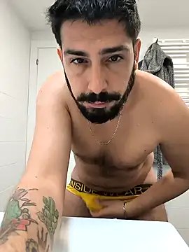 Snapshot of cricrimsBarcelona chatting on December 15, 2024, 12:06 pm cricrimsBarcelona online show from December 15, 2024, 12:06 pm