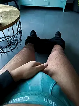 Snapshot of cricrimsBarcelona chatting on January 20, 2025, 7:25 am cricrimsBarcelona online show from January 20, 2025, 7:25 am