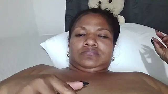 Snapshot of alejandraboobs07 chatting on June 4, 2026, 3:22 am alejandraboobs07 online show from June 4, 2026, 3:22 am