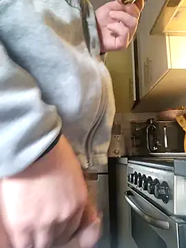 Snapshot of Polish41 chatting on January 17, 2026, 2:31 pm Polish41 online show from January 17, 2026, 2:31 pm