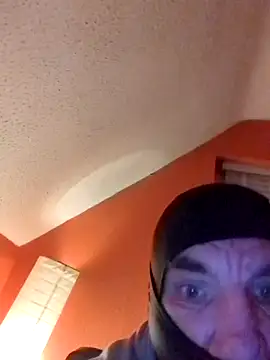 Snapshot of Polish41 chatting on October 25, 2025, 10:32 pm Polish41 online show from October 25, 2025, 10:32 pm