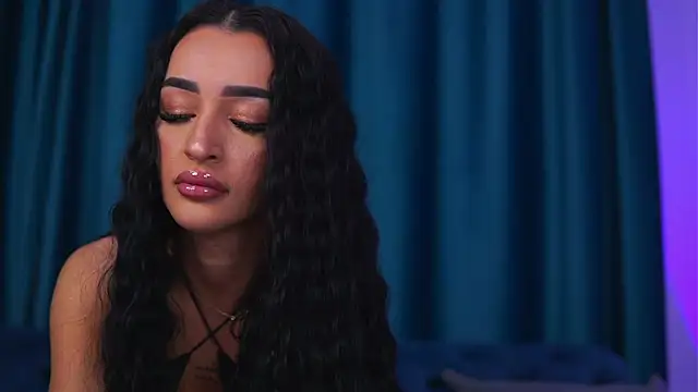 DeniseDevilles online show from April 21, 2026, 7:53 pm