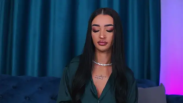 DeniseDevilles online show from April 19, 2026, 7:38 pm