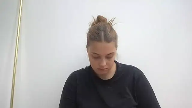 Krystal Tx online show from September 26, 2025, 7:15 am