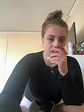 Krystal Tx online show from March 19, 2025, 11:39 am