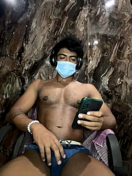 rony6663 online show from October 12, 2025, 10:16 am