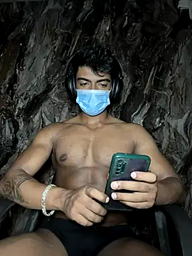 rony6663 online show from October 30, 2025, 9:51 am