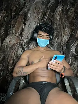rony6663 online show from March 28, 2026, 6:42 pm