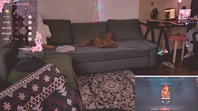 valorant girl online show from March 3, 2025, 4:15 pm