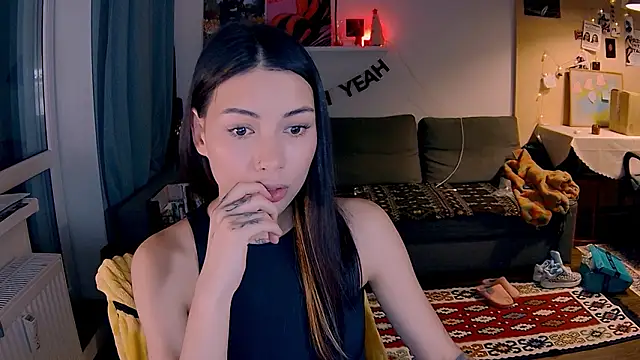 valorant girl online show from January 17, 2026, 4:43 pm