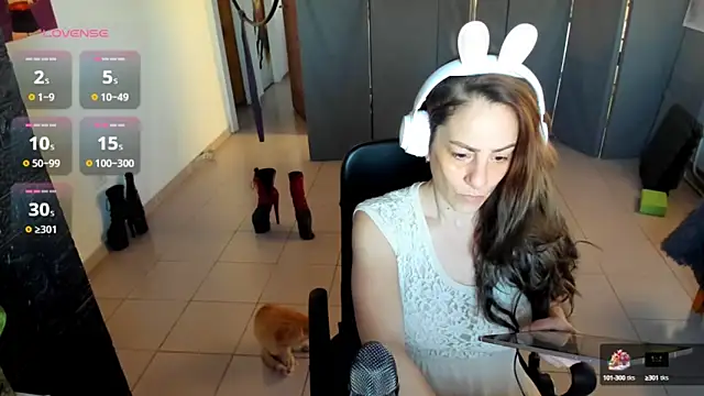 Snapshot of jessiburningheels chatting on February 18, 2025, 10:16 am jessiburningheels online show from February 18, 2025, 10:16 am