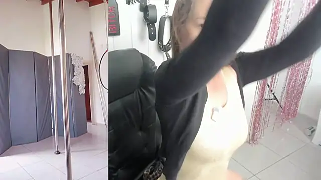 Snapshot of jessiburningheels chatting on October 21, 2025, 12:15 pm jessiburningheels online show from October 21, 2025, 12:15 pm