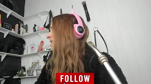 Snapshot of jessiburningheels chatting on September 11, 2025, 10:48 am jessiburningheels online show from September 11, 2025, 10:48 am