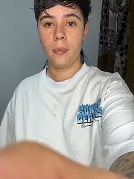 AbbySmiitth  online show from June 21, 2026, 8:42 am