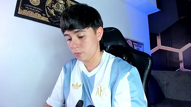 AbbySmiitth  online show from October 20, 2025, 7:14 pm