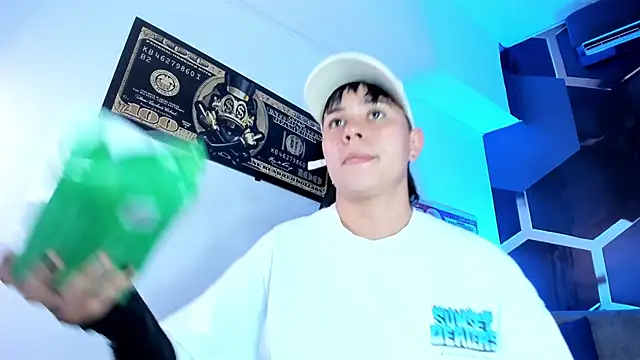 AbbySmiitth  online show from November 10, 2025, 8:47 pm