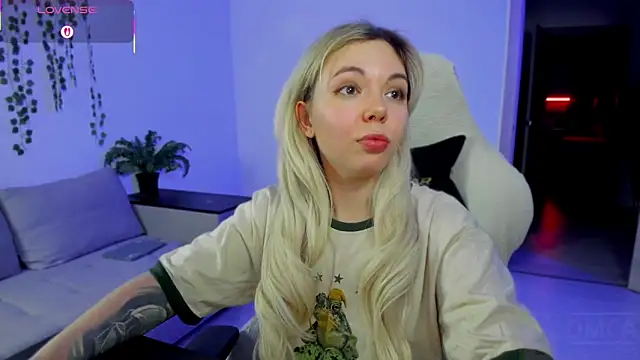 whoa-hoa-hoa-hoa-hoa online show from November 24, 2025, 3:12 pm