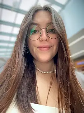 meow girl online show from May 3, 2026, 1:36 pm