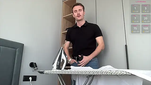 cute mark online show from September 28, 2025, 11:17 am