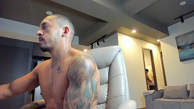 Maximo Marcelo online show from October 16, 2025, 11:46 pm