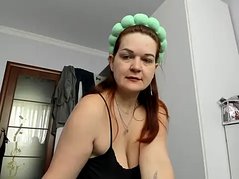 ElektraShine29 online show from April 13, 2026, 7:45 am