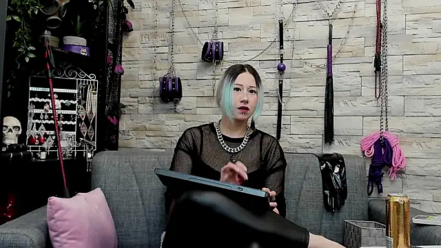 CruelMistress online show from March 15, 2026, 2:29 am