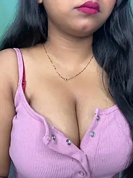 Snapshot of Ishaani_0 chatting on June 12, 2026, 8:06 pm Ishaani 0 online show from June 12, 2026, 8:06 pm