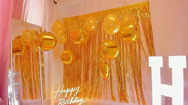 HayamiKioto online show from November 25, 2025, 1:22 pm