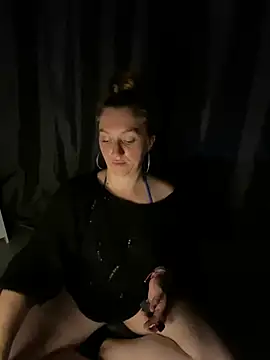 Stoner BarbieXX online show from June 24, 2026, 9:01 pm