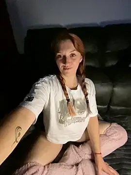 Stoner BarbieXX online show from September 10, 2025, 9:25 pm