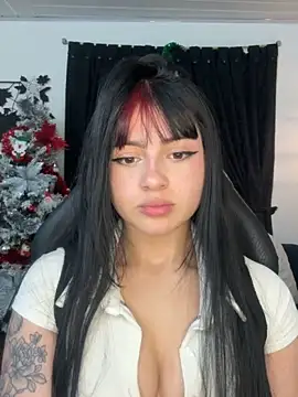 Snapshot of myeimmy_33 chatting on December 14, 2025, 11:54 pm myeimmy 33 online show from December 14, 2025, 11:54 pm