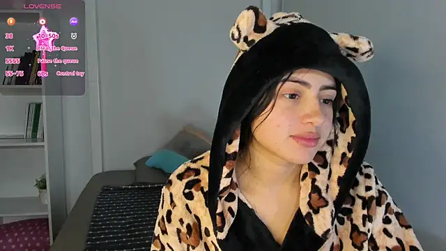 Snapshot of myeimmy_33 chatting on February 25, 2025, 8:00 pm myeimmy 33 online show from February 25, 2025, 8:00 pm