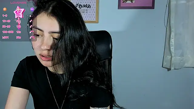 Snapshot of myeimmy_33 chatting on February 28, 2025, 9:12 pm myeimmy 33 online show from February 28, 2025, 9:12 pm