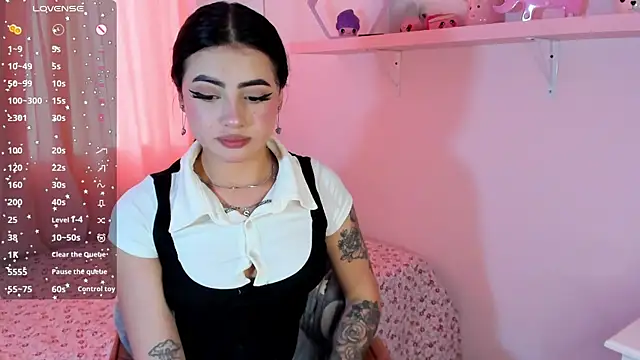 Snapshot of myeimmy_33 chatting on March 11, 2025, 8:42 pm myeimmy 33 online show from March 11, 2025, 8:42 pm