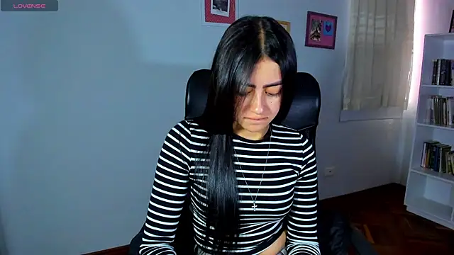 Snapshot of myeimmy_33 chatting on February 17, 2025, 3:55 pm myeimmy 33 online show from February 17, 2025, 3:55 pm